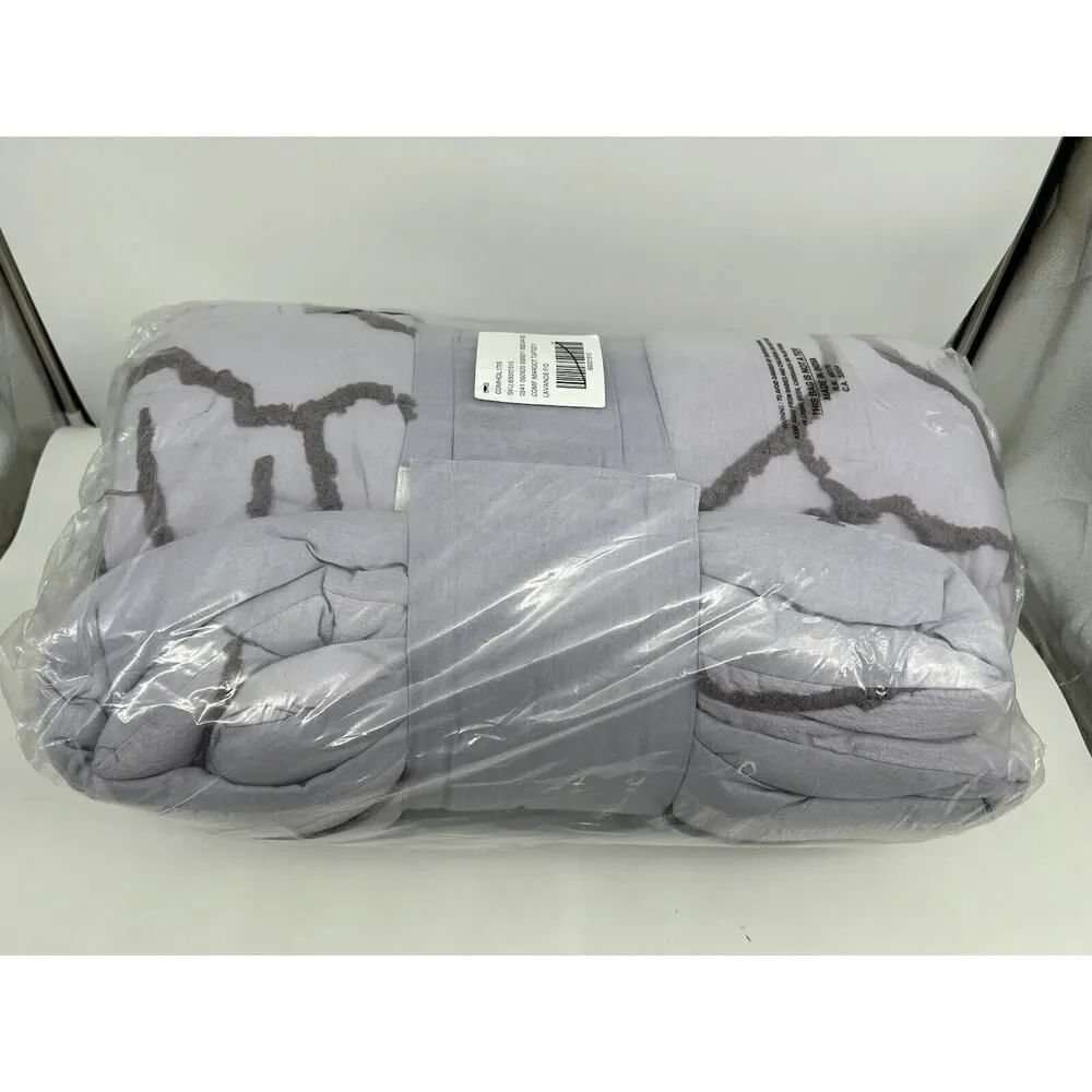 Urban Outfitters Margot Tufted Floral Comforter Lilac Full/Queen
